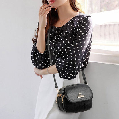 Bolsa Feminina de Couro - Petit Luxo